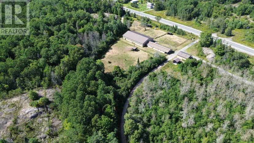 11935 Hwy 17 E, Huron Shores, photo 7
