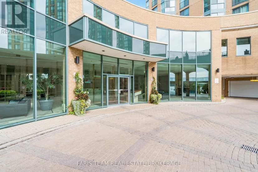 1011 - 150 Dunlop Street E — photo 24 of 40
