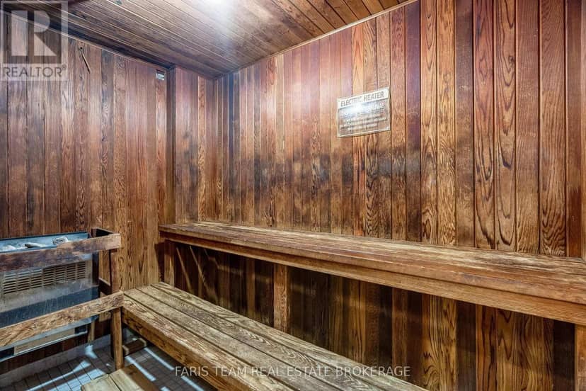 1011 - 150 Dunlop Street E — photo 38 of 40