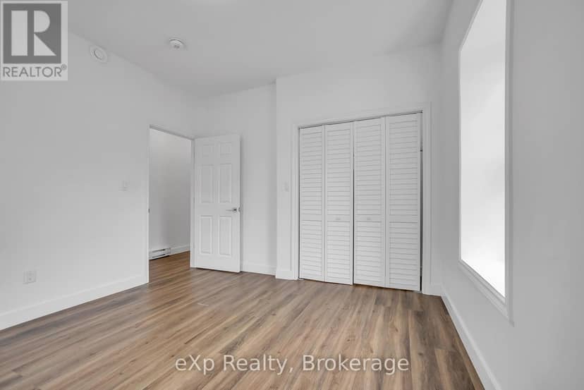 19 Isabel Street — photo 10 of 40