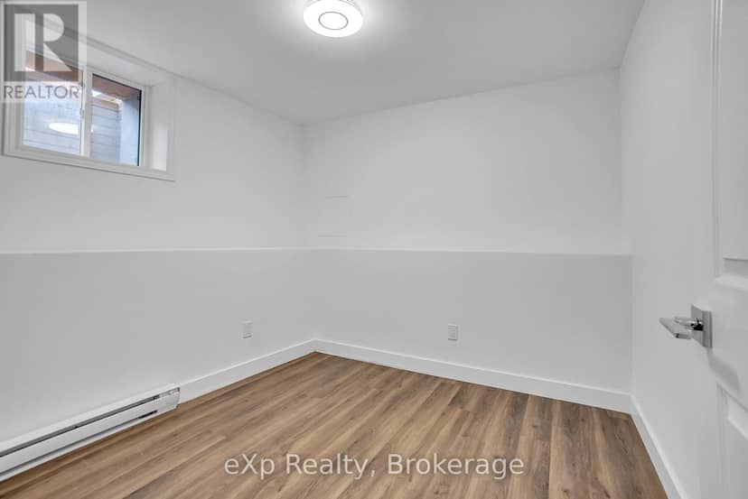 19 Isabel Street — photo 15 of 40