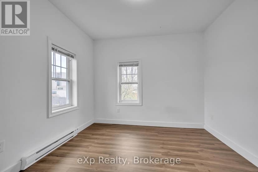 19 Isabel Street — photo 27 of 40