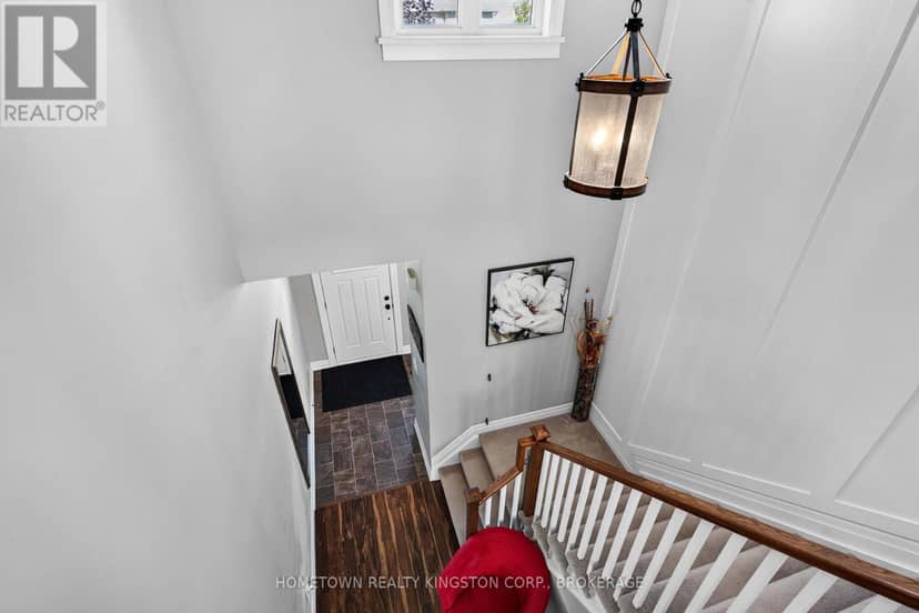1505 Clover Street — photo 14 of 33