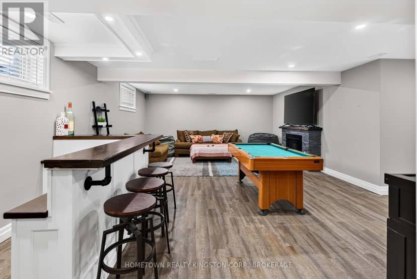 1505 Clover Street — photo 24 of 33