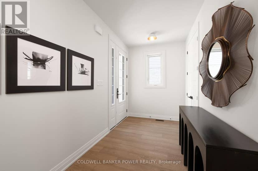 2140 Saddlerock Avenue — photo 3 of 40