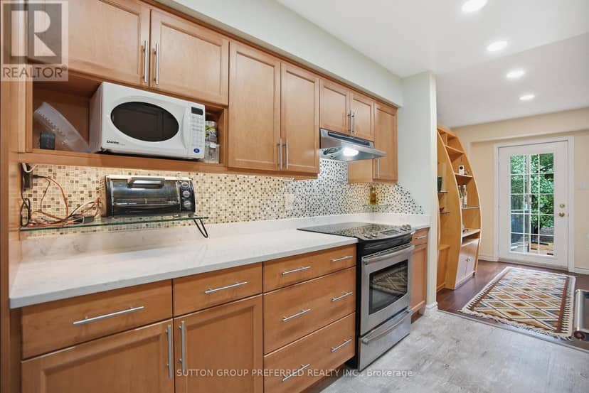 17 - 1500 Richmond Street — photo 14 of 40