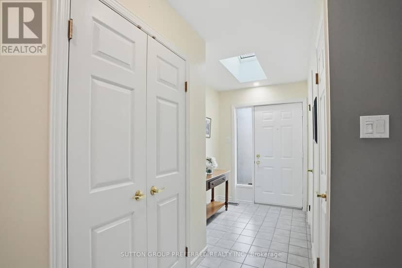 17 - 1500 Richmond Street, London North, photo 3