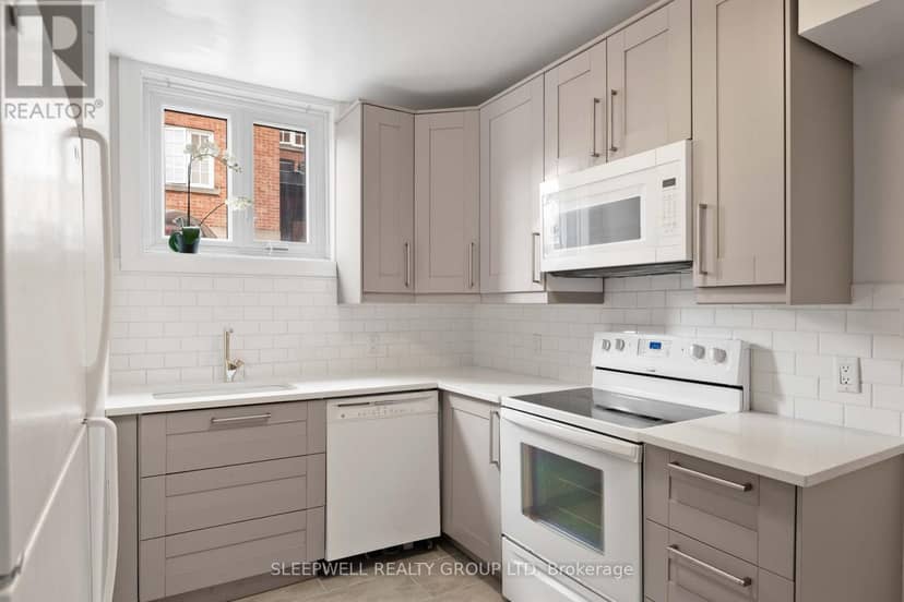 1A - 180 Augusta Street — photo 14 of 22