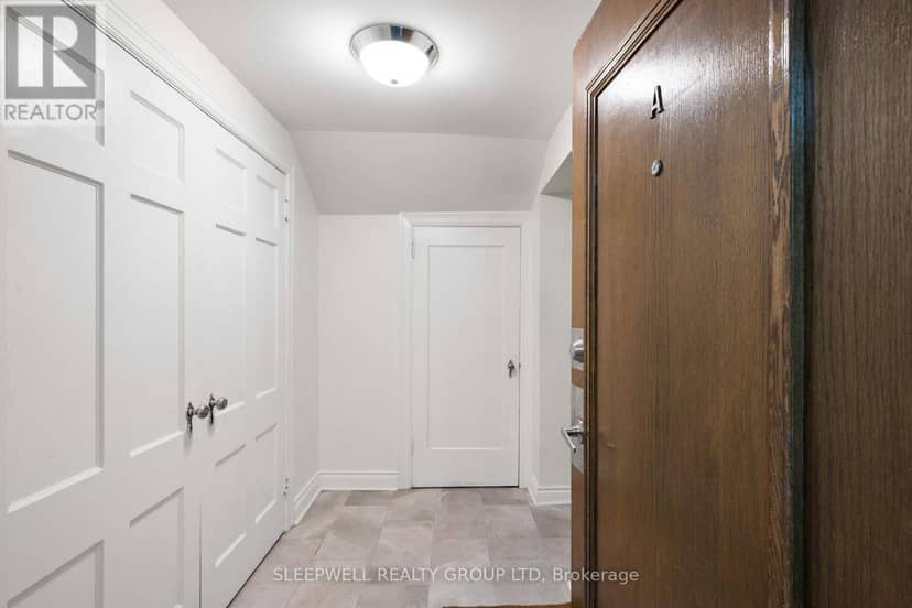 1A - 180 Augusta Street — photo 3 of 22