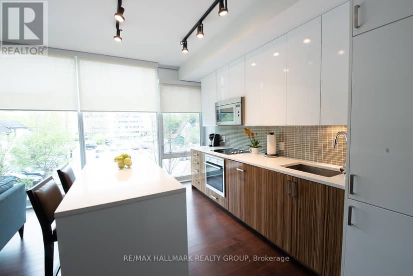 201 - 300 Lisgar Street — photo 8 of 28