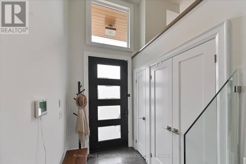 69 Holmstead Avenue, Toronto, photo 3