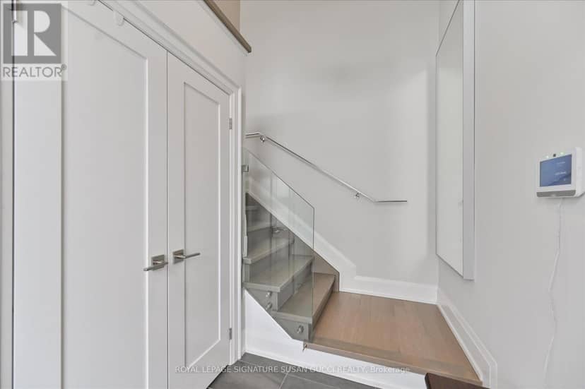 69 Holmstead Avenue, Toronto, photo 4