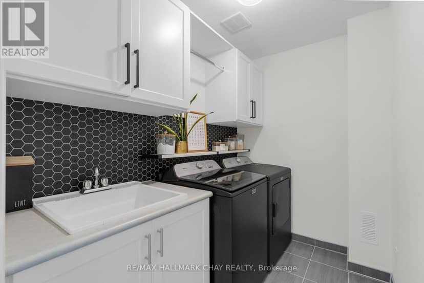 204 Rosanne Circle — photo 29 of 40