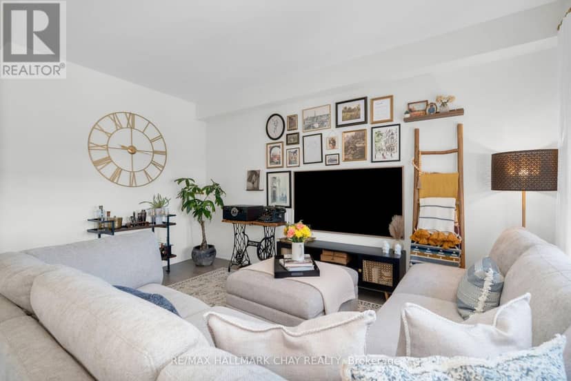 204 Rosanne Circle — photo 9 of 40