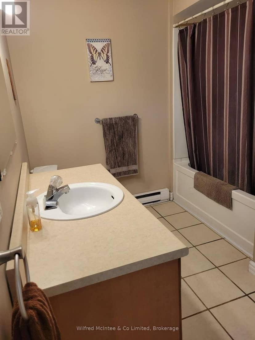 284 1st Avenue N, Arran-Elderslie, photo 7