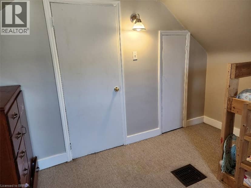 86 NORTH PARK Street — photo 14 of 23
