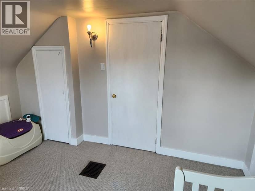 86 NORTH PARK Street — photo 18 of 23