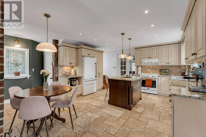 190 Wilson Road — photo 4 of 40