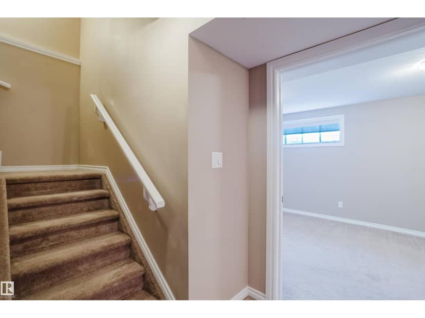 #106 5420 Grant Macewan Bv — photo 35 of 39