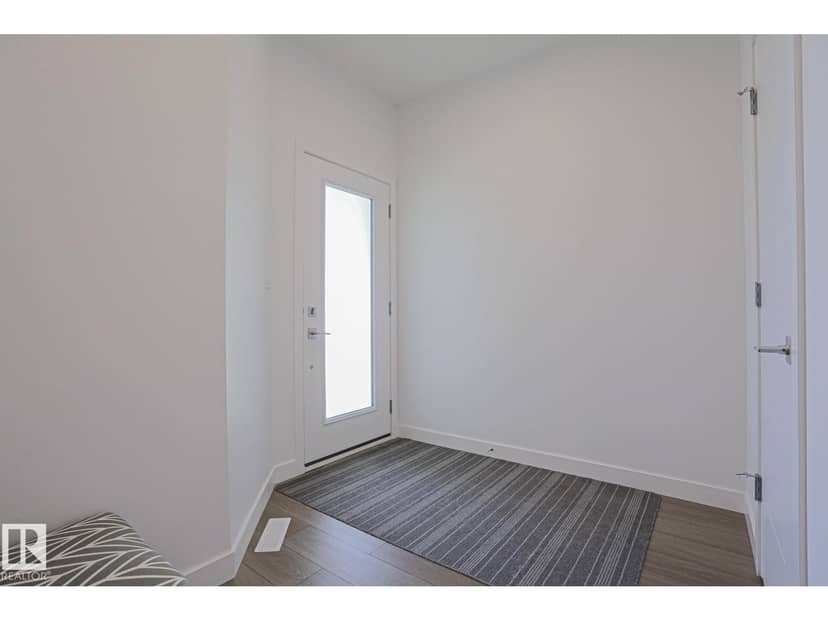 102 Royal St, St. Albert, photo 3