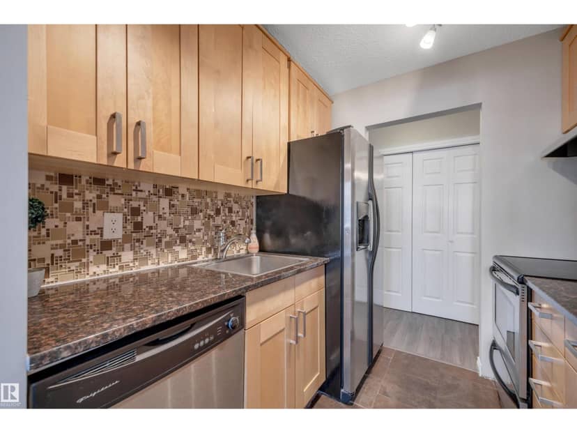 #101 18204 93 AV NW — photo 9 of 34