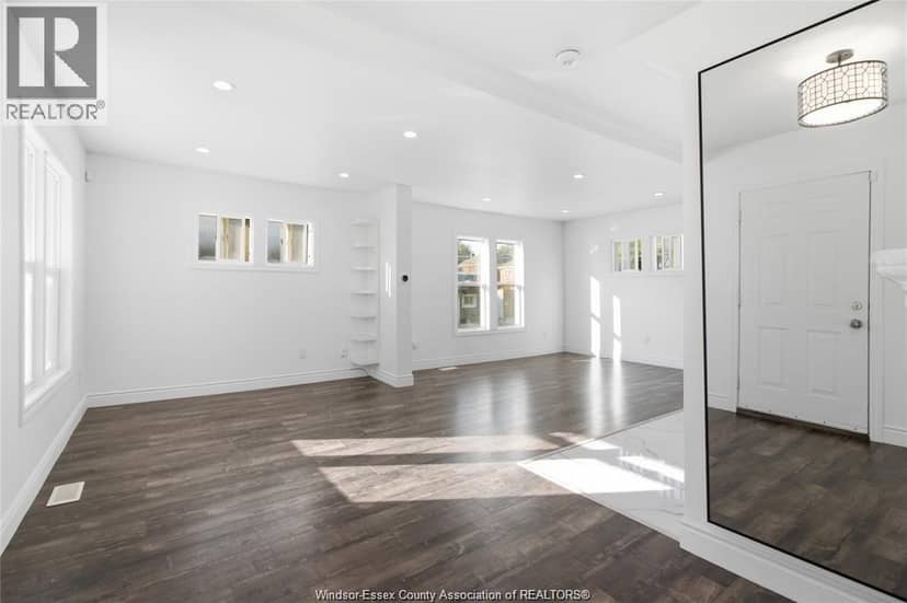 1597 Pelissier Street — photo 10 of 31