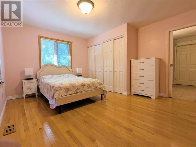 4022 Classic Parkway — photo 22 of 40