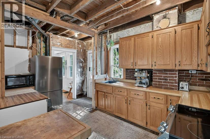 32 LINCOLN Avenue — photo 20 of 40