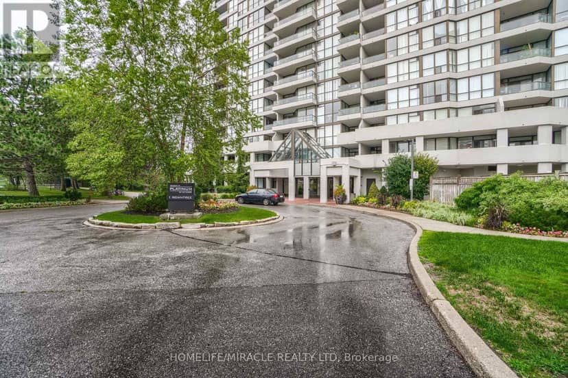 502 - 1 Rowntree Road — photo 30 of 40