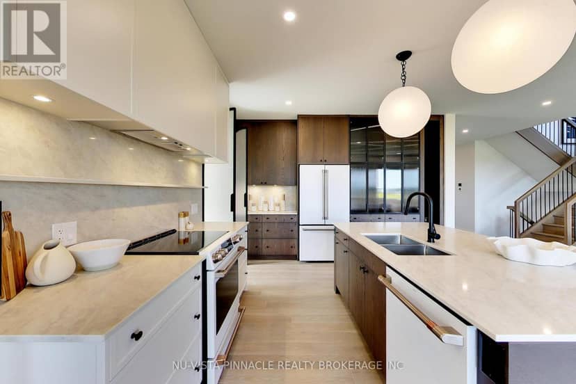 1643 Upper West Avenue — photo 8 of 38