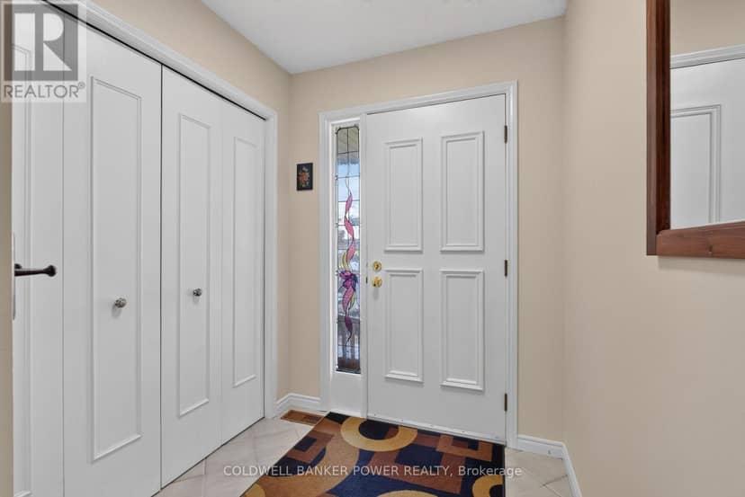 27 Concord Crescent, London North, photo 5