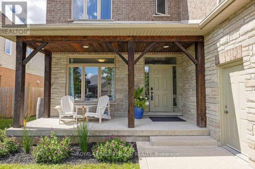 139 Skyline Avenue, London North, photo 3