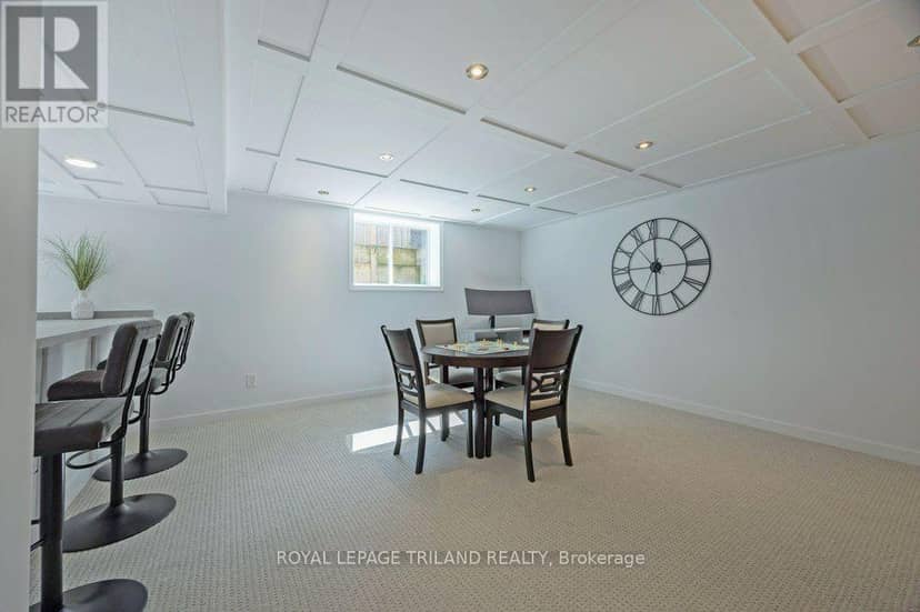 139 Skyline Avenue — photo 37 of 40