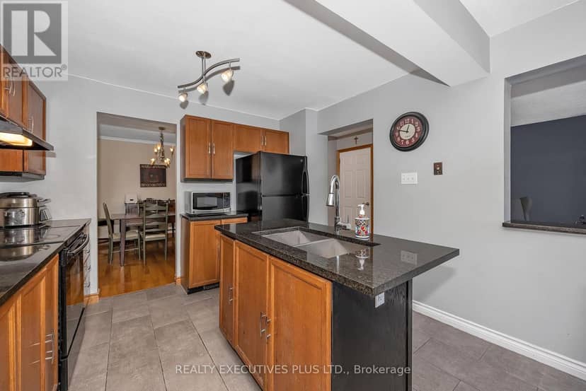 1649 Tupello Way — photo 10 of 40