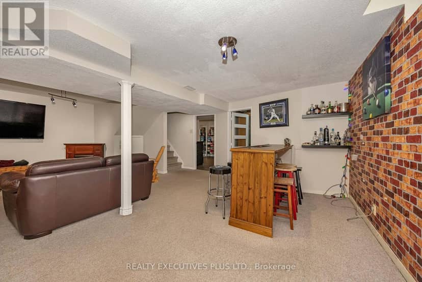 1649 Tupello Way — photo 34 of 40