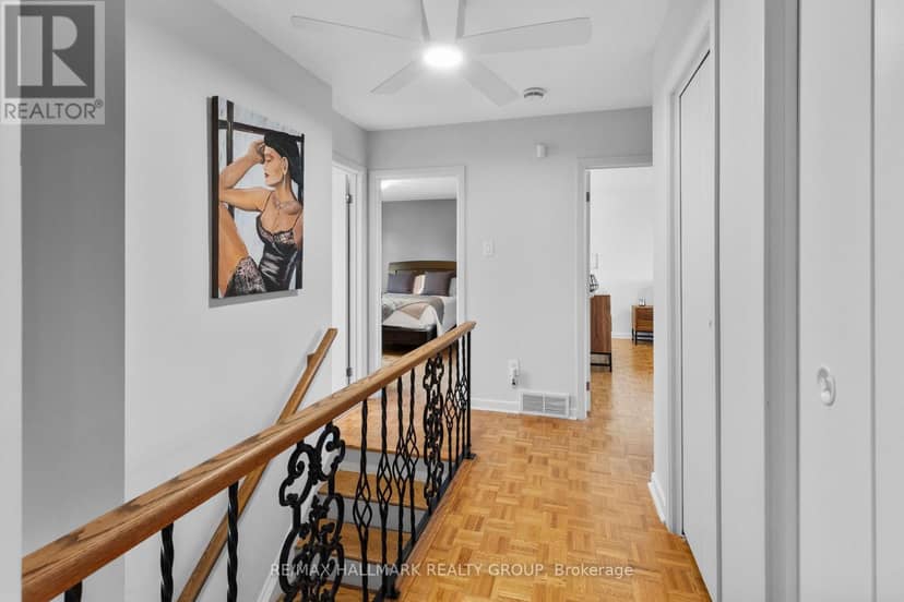 932 Dresden Crescent — photo 18 of 40