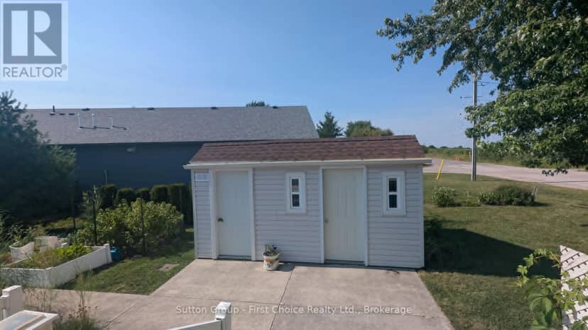 1 25 Thames Road — photo 13 of 24