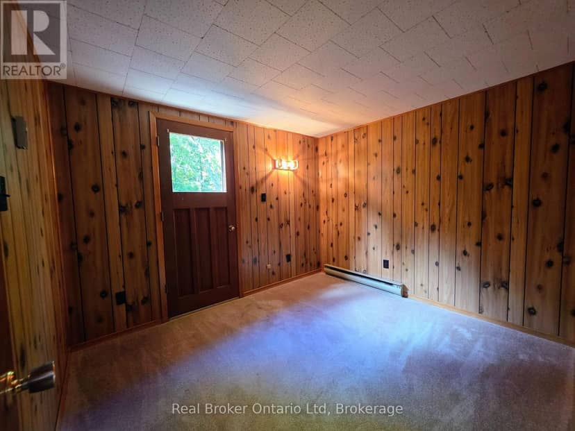 14 Emerson Avenue S — photo 15 of 25