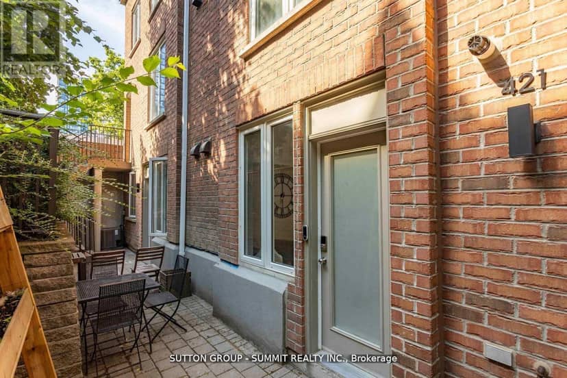 421 - 12 Douro Street — photo 12 of 27