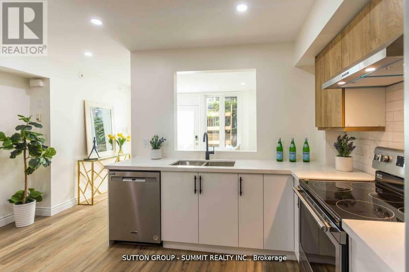 421 - 12 Douro Street, Toronto, photo 2