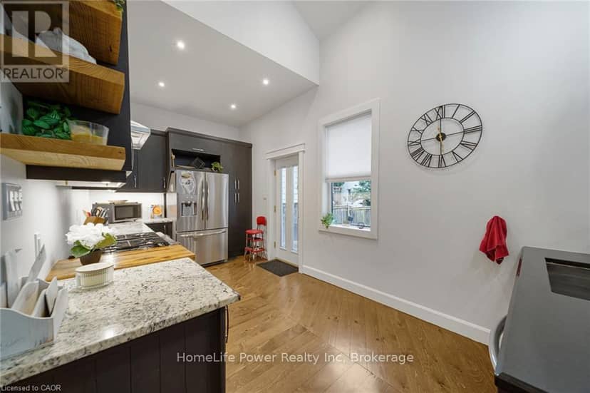 28 Cambridge Street — photo 13 of 39