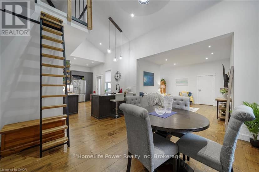 28 Cambridge Street — photo 23 of 39