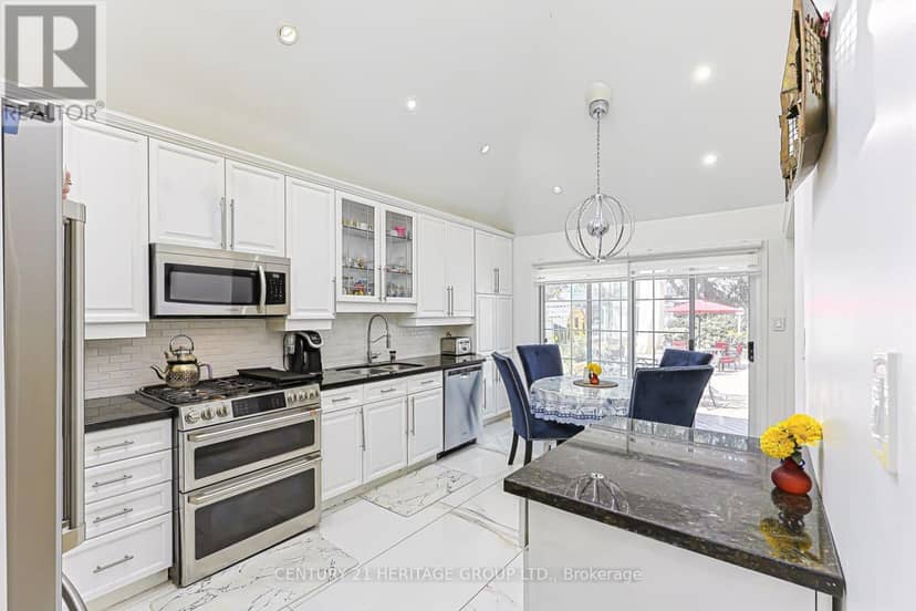 62 Greencroft Crescent — photo 10 of 40