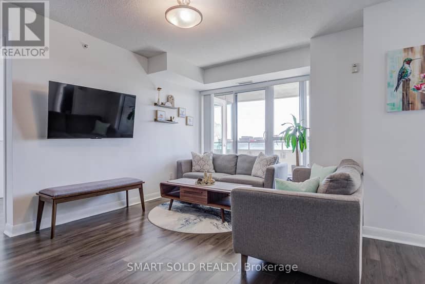 309 - 75 Norman Bethune Avenue — photo 13 of 40