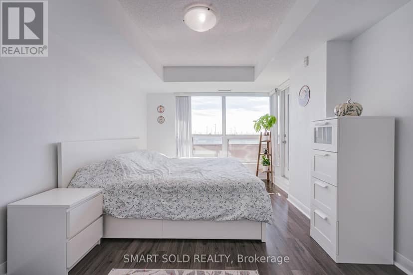 309 - 75 Norman Bethune Avenue — photo 19 of 40