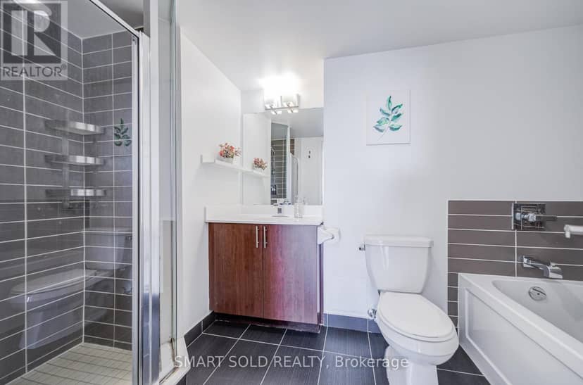 309 - 75 Norman Bethune Avenue — photo 25 of 40