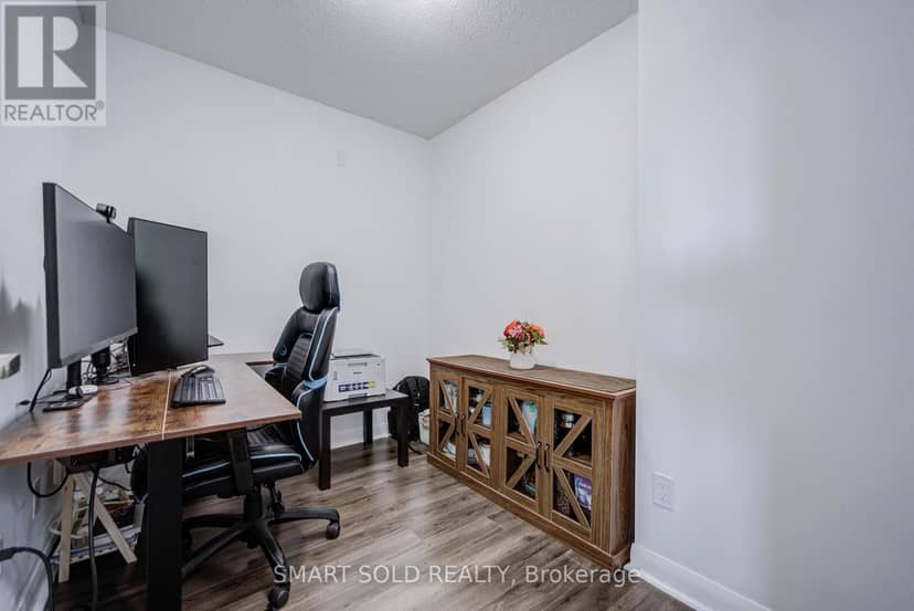 309 - 75 Norman Bethune Avenue — photo 31 of 40