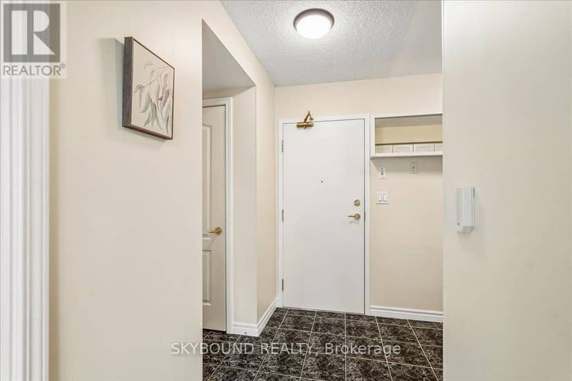308 - 745 New Westminster Drive, Vaughan, photo 7