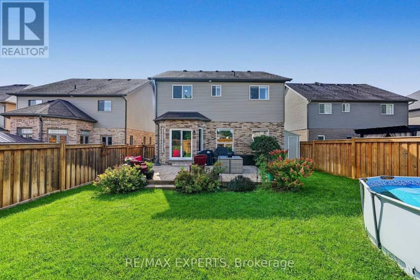 18 Arnold Crescent — photo 37 of 39