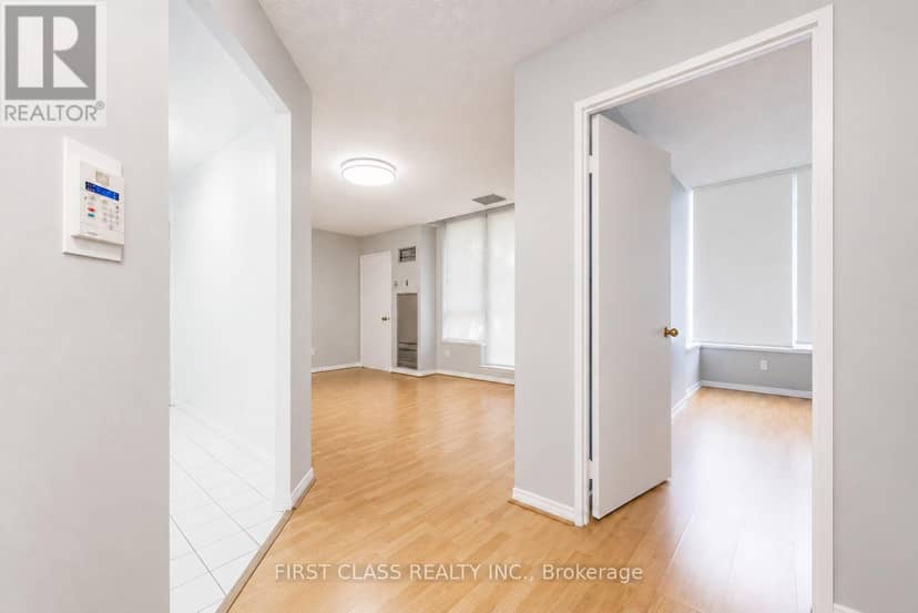 106 - 91 Townsgate Drive, Vaughan, photo 8